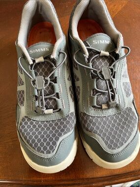 Simms Gray and Aqua Lightweight Active Sneakers